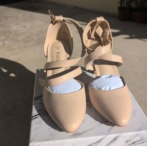 WuORWu Women's Beige Strappy Heels Size 6